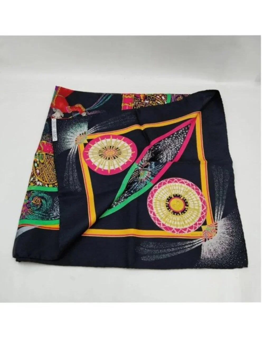 Authentic Hermès Paris Jeux de Paille Silk Scarf Carré 90 Multicolor